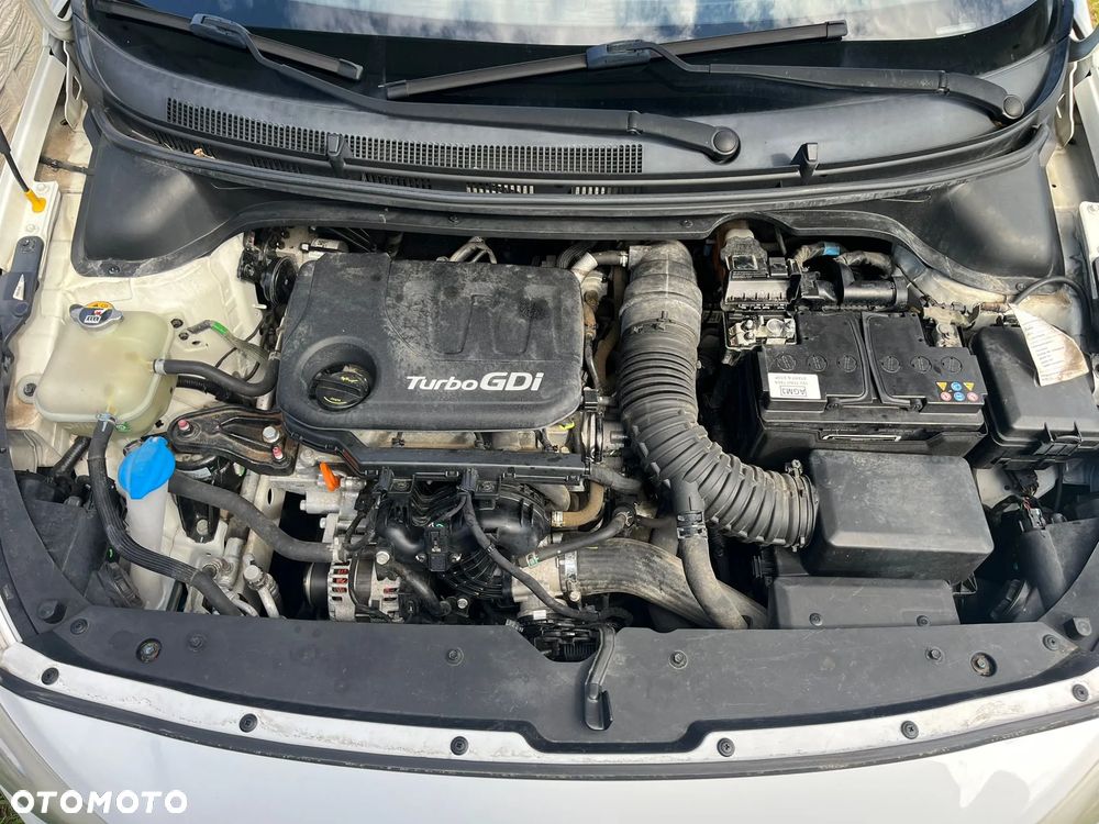 Hyundai i20 - 22