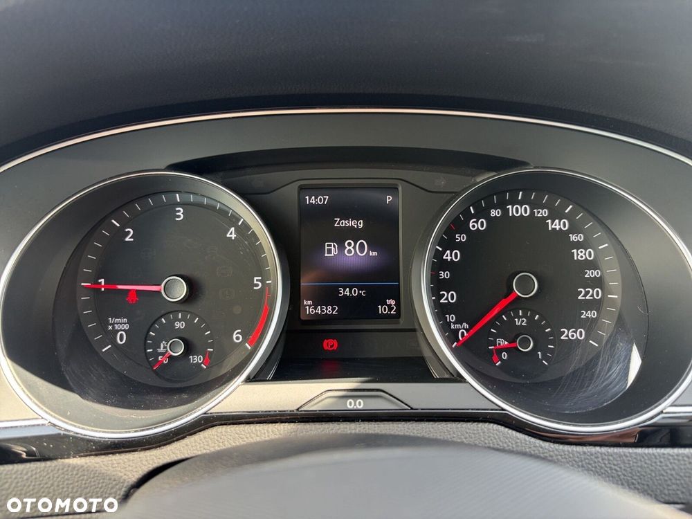 Volkswagen Passat Variant - 14