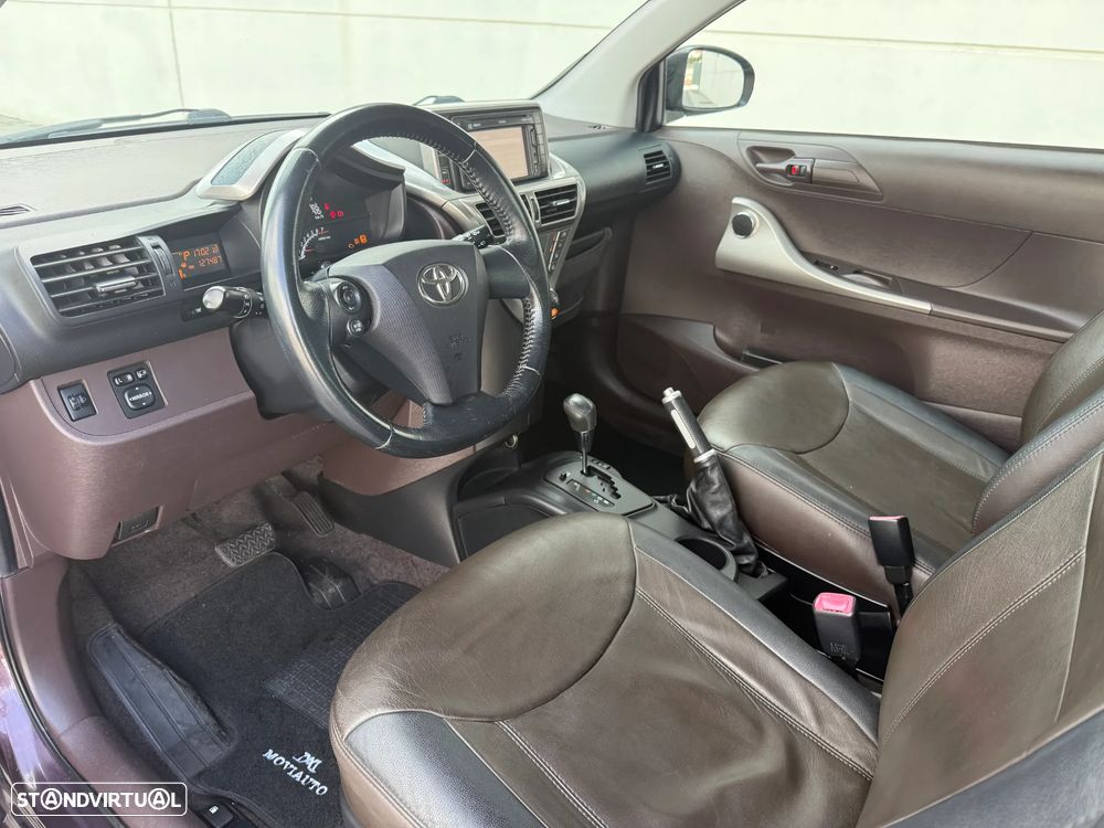 Toyota iQ 1.33 VVT-i 2 MultiDrive EP+NAVI+Bluetooth - 9