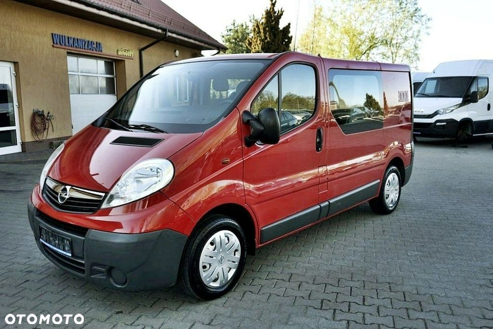 Opel Vivaro - 2