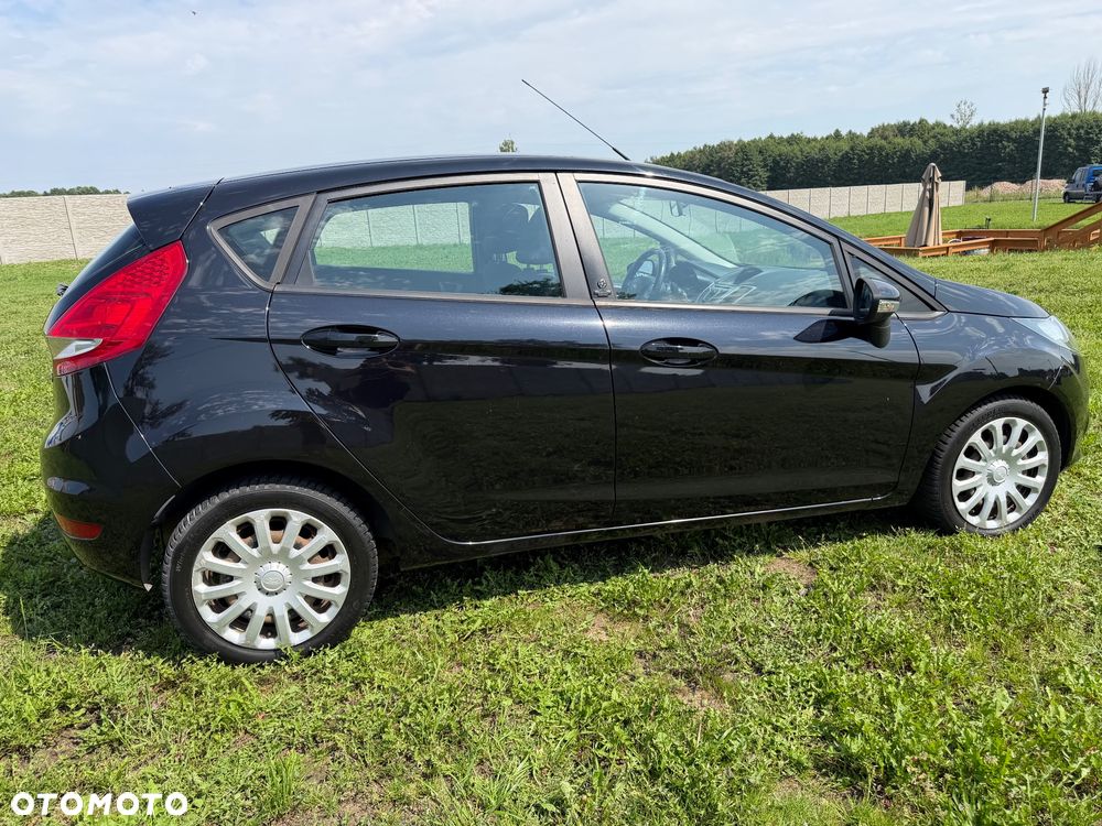 Ford Fiesta 1.25 Champions Edition - 12