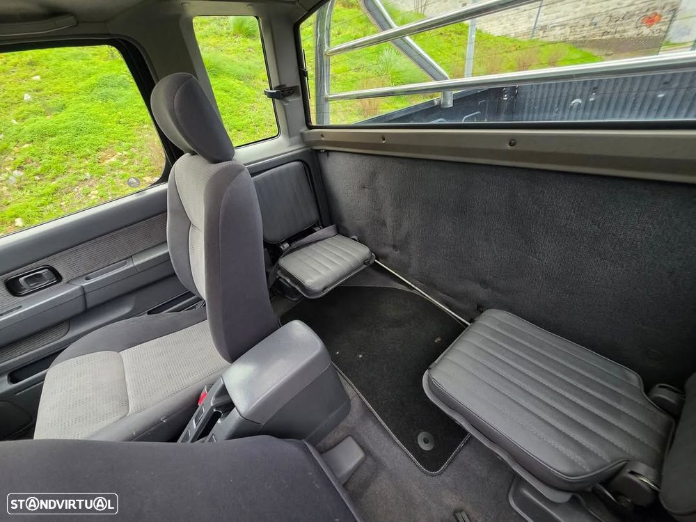 Nissan Pick Up 2.5 TD KC Navara AC+AB - 6