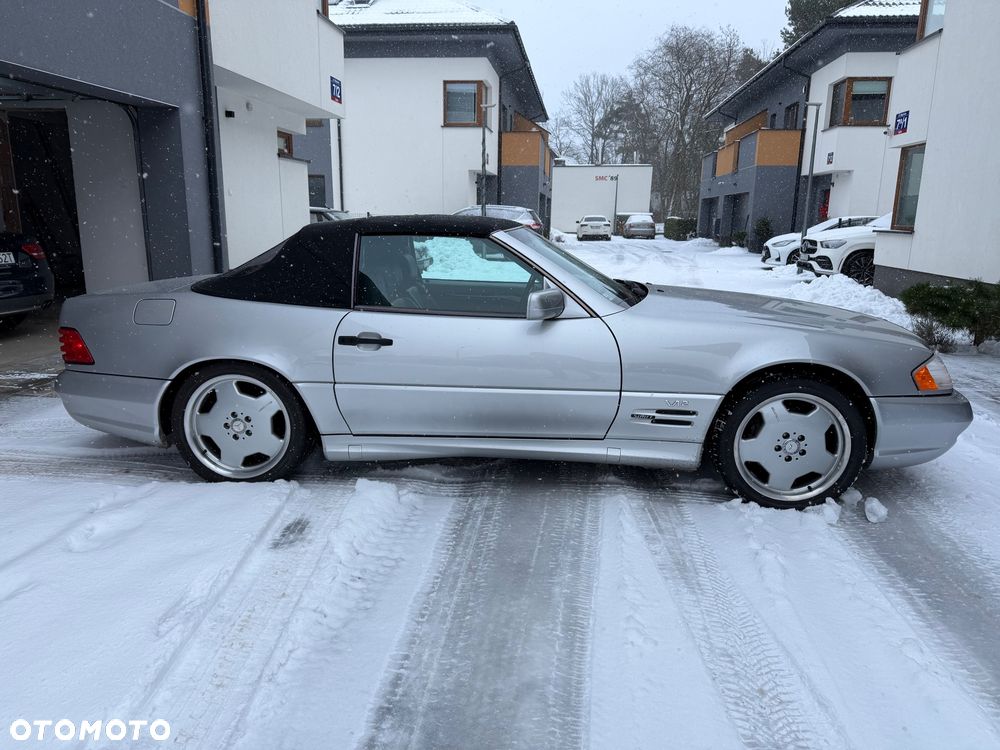 Mercedes-Benz SL - 16