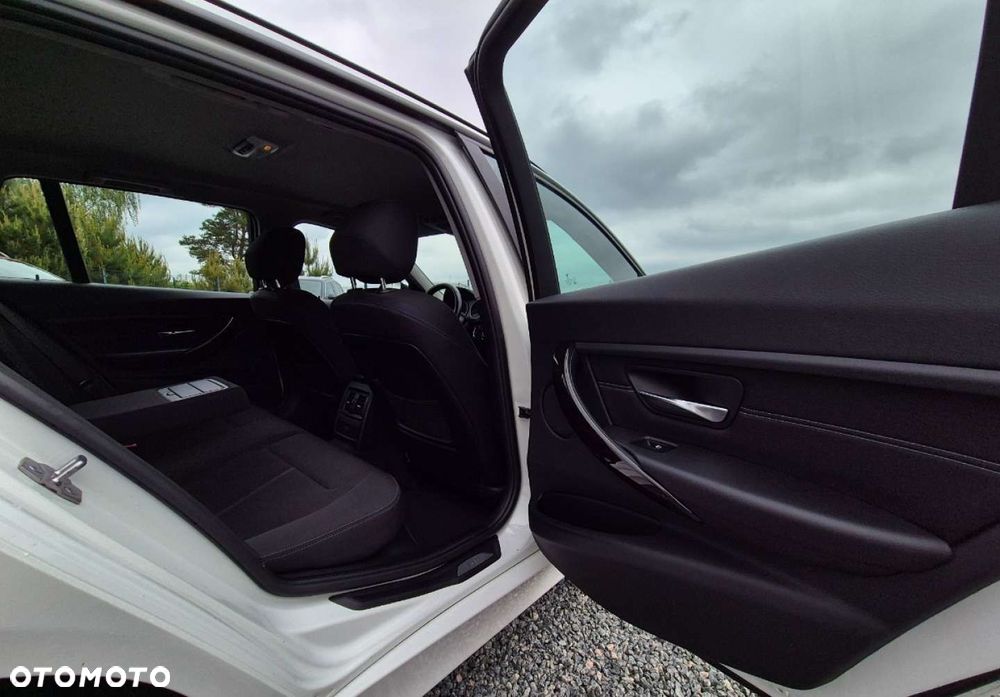 BMW Seria 3 - 8