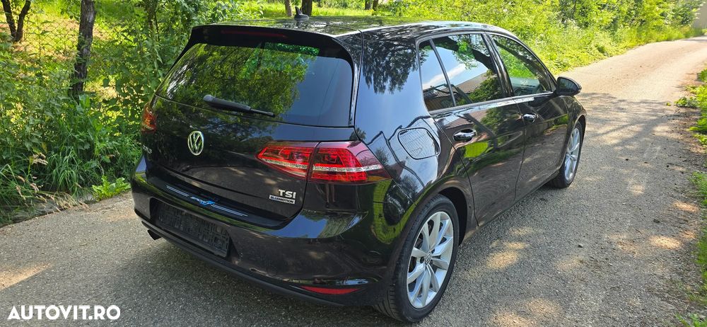 Volkswagen Golf - 4