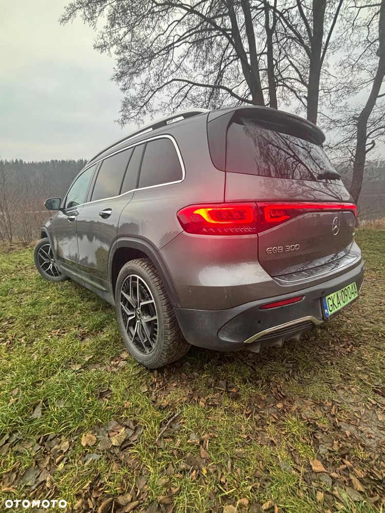 Mercedes-Benz EQB 300 66.5kWh 4-Matic Progressive - 4