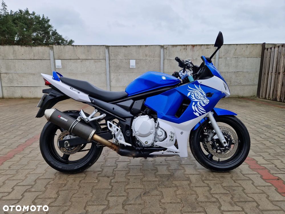 Suzuki GSX - 5
