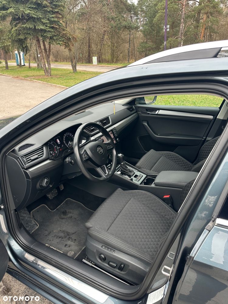 Skoda Superb 2.0 TDI DSG Ambition - 10