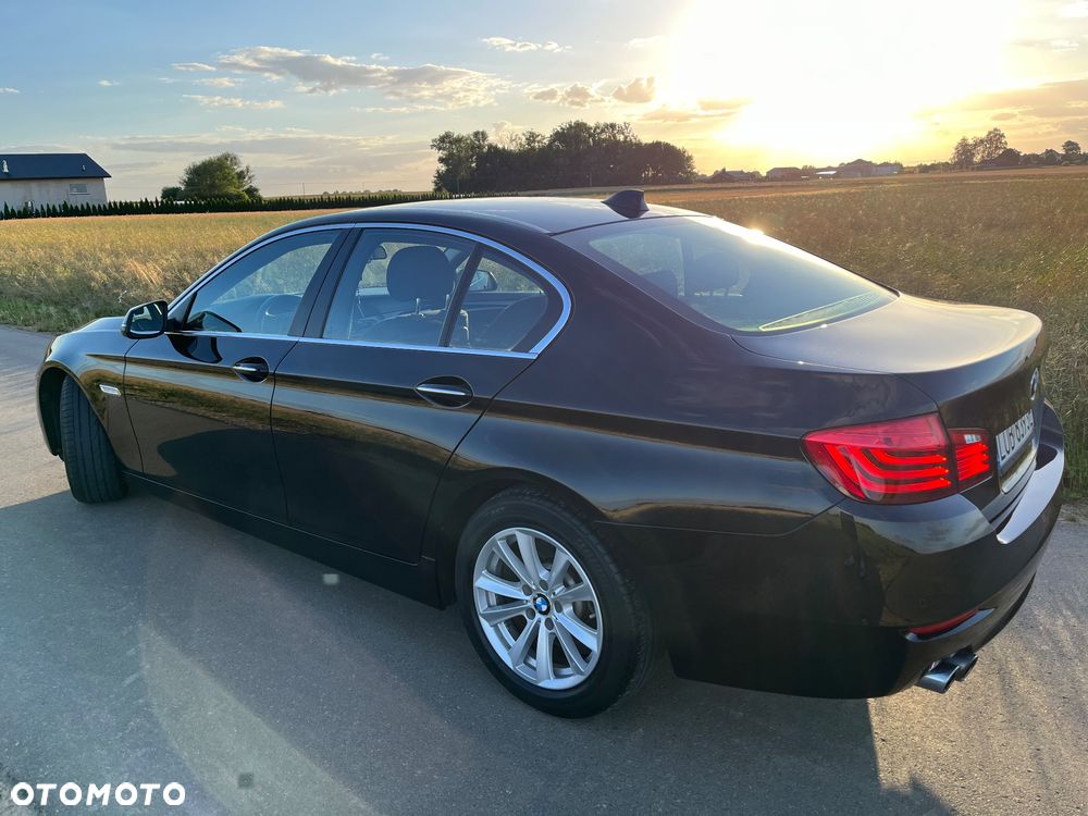 BMW Seria 5 518d Sport - 7