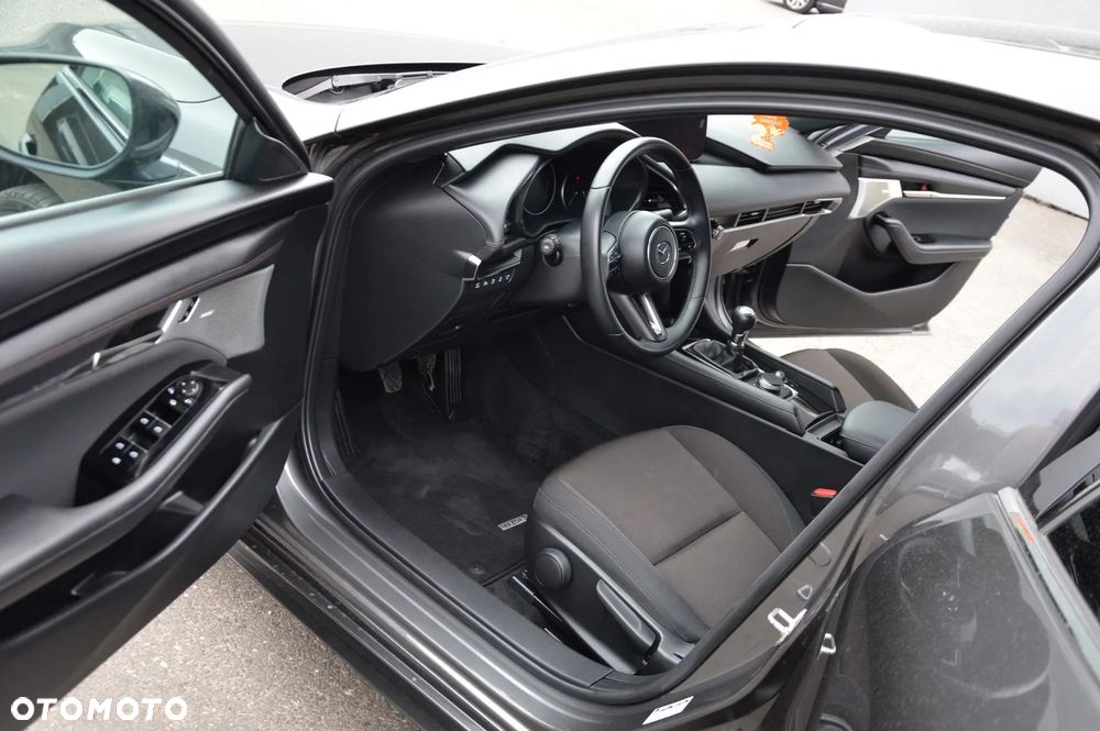 Mazda 3 2.0 mHEV Exclusive-Line - 18