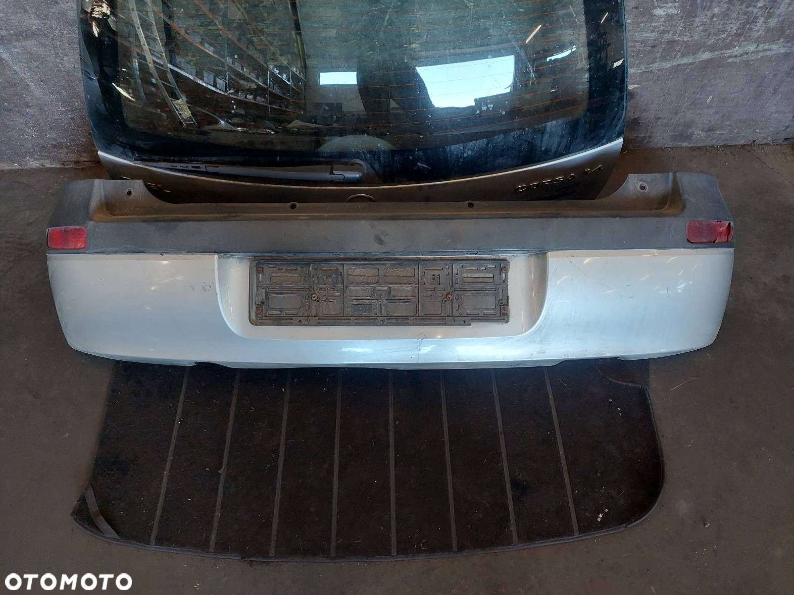 KOMPLETNY TYŁ KLAPA BAGAŻNIKA ZDERZAK TYŁ LAMPY OPEL CORSA C 5D Z157 - 4