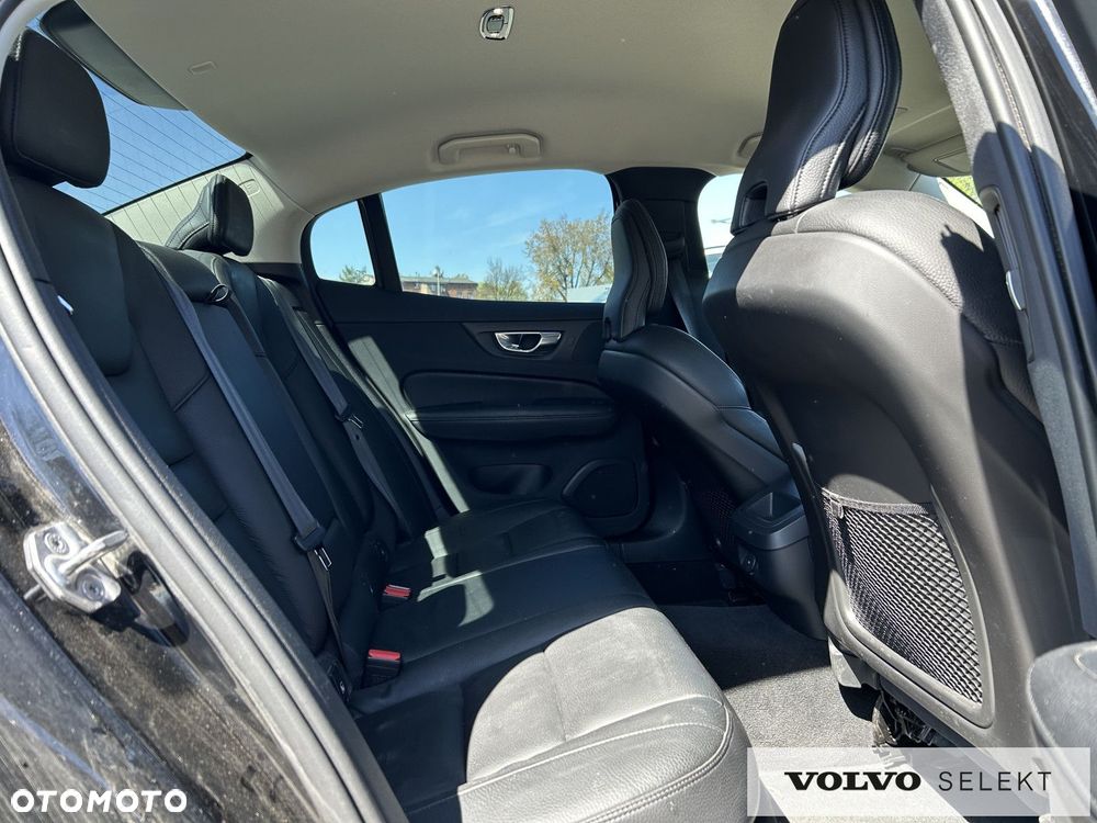 Volvo S60 - 23