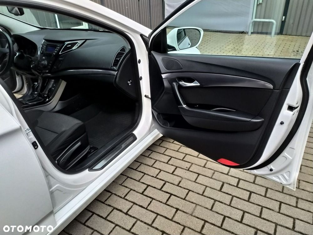 Hyundai i40 2.0 Automatik Premium - 29