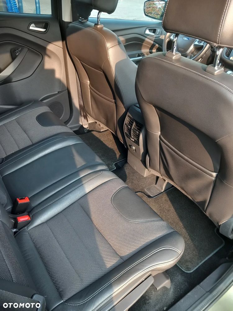 Ford Kuga 2.0 TDCi 4x4 Trend - 13