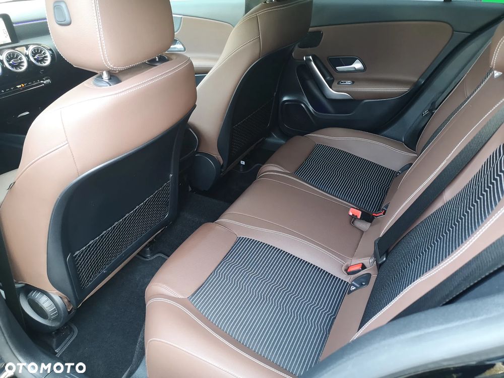 Mercedes-Benz Klasa A 250 e PHEV Progressive 8G-DCT - 21