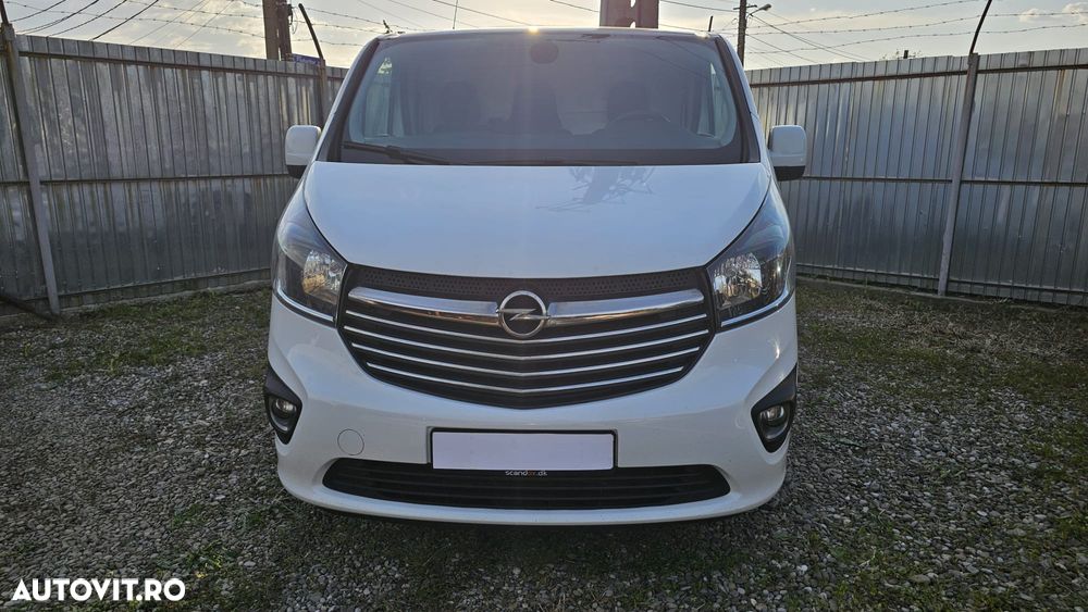 Opel Vivaro - 8