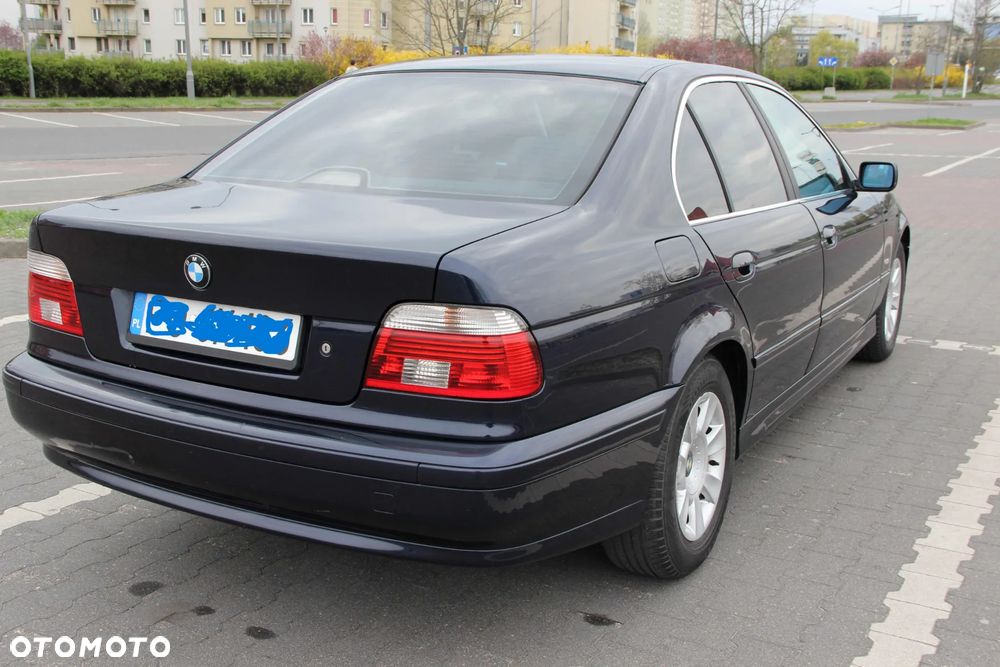 BMW Seria 5 520i - 7
