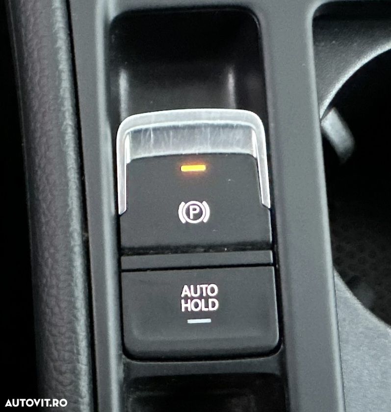 Volkswagen Golf - 31