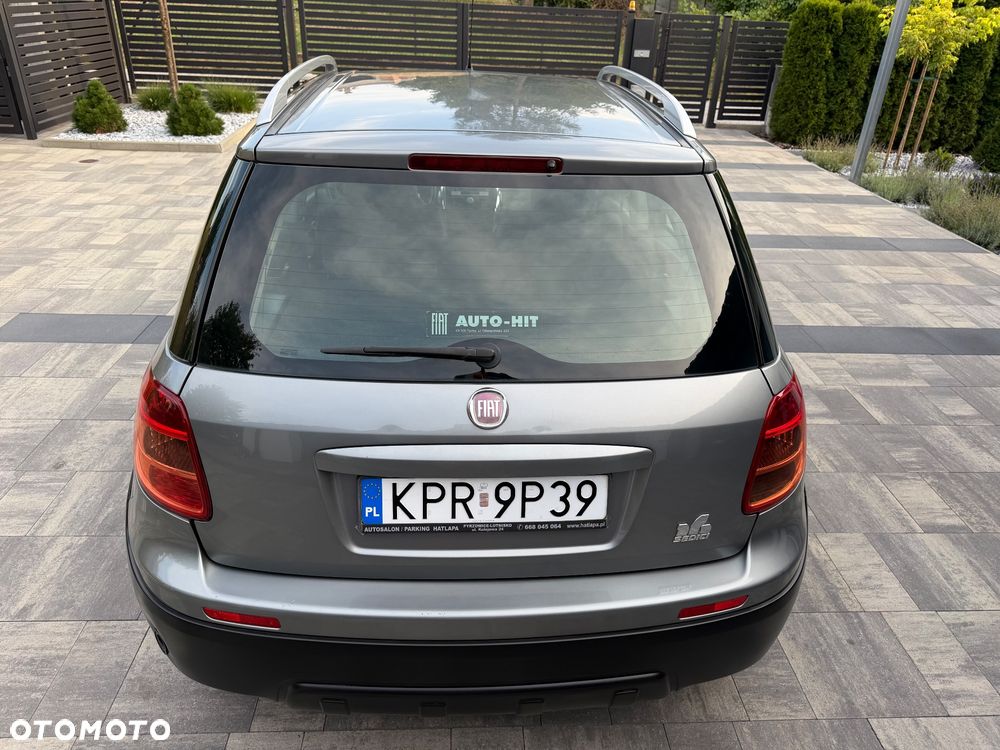 Fiat Sedici 1.6 16V 4x2 Emotion - 12