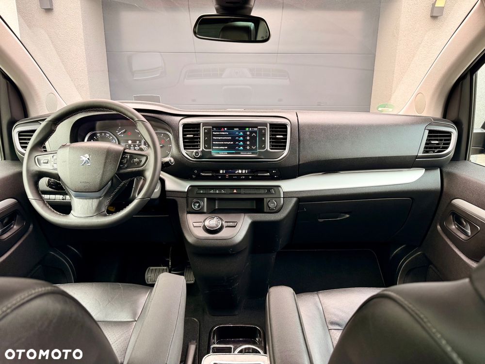 Peugeot Traveller - 37