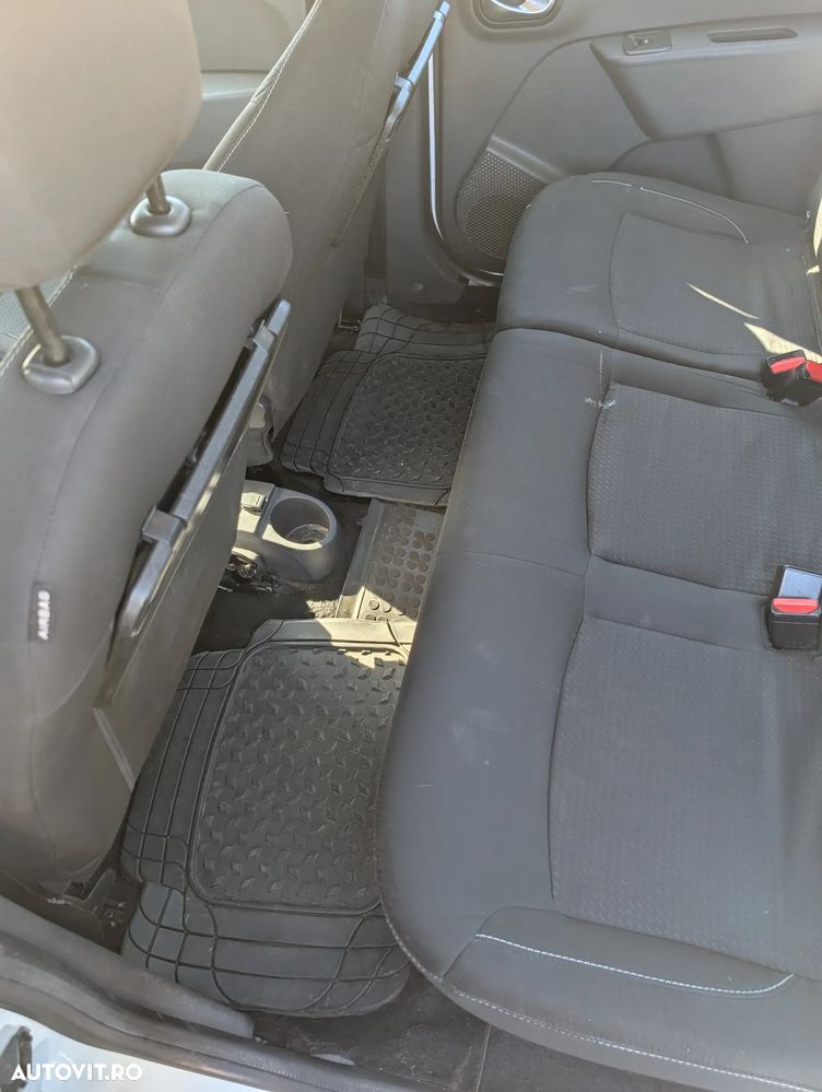 Dacia Lodgy 1.5 dCi Laureate - 5
