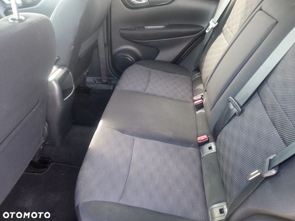 Nissan Qashqai 1.2 DIG-T N-Vision - 13