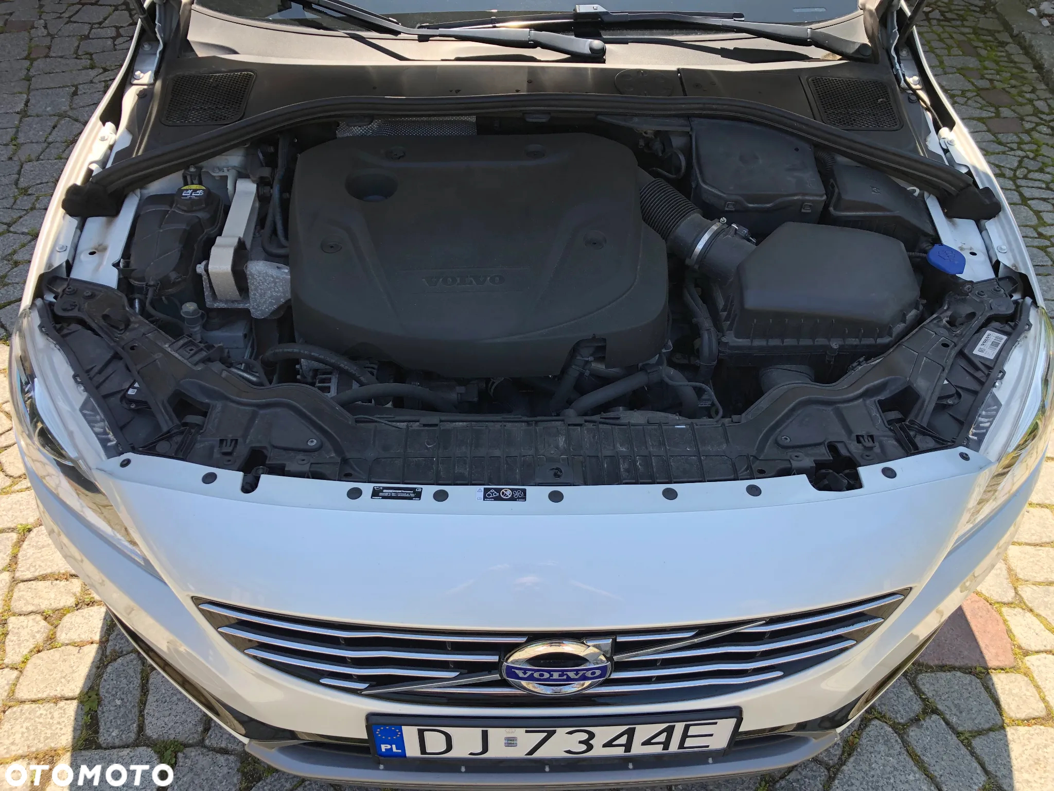 Volvo V60 D4 Drive-E Dynamic Edition (Momentum) - 13