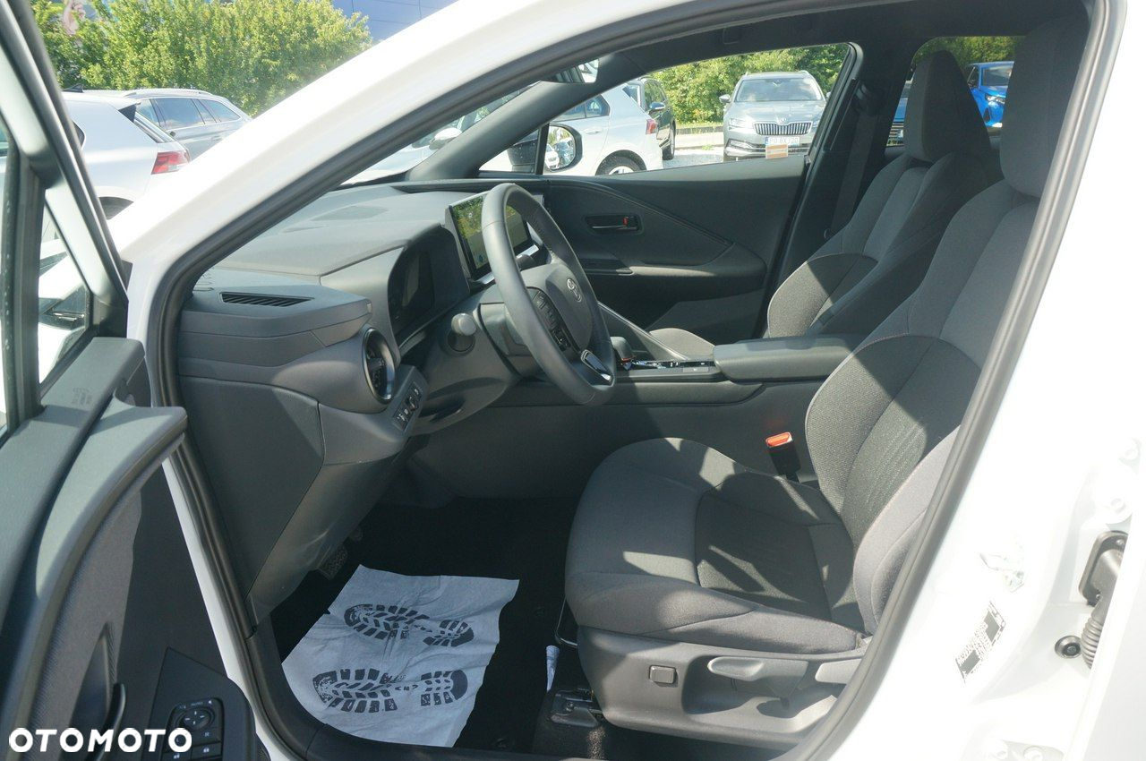 Toyota C-HR - 21