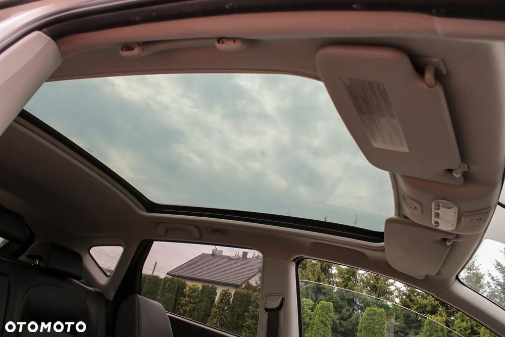 Nissan Qashqai 2.0 dCi DPF tekna - 22