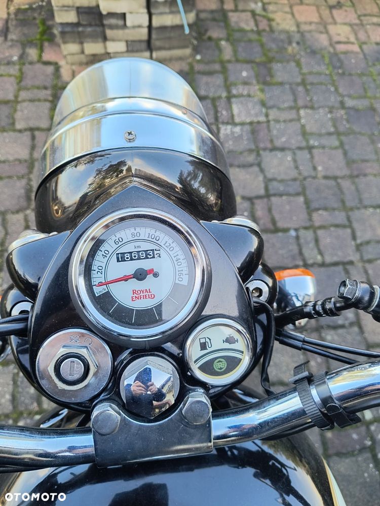 Royal Enfield Classic - 3