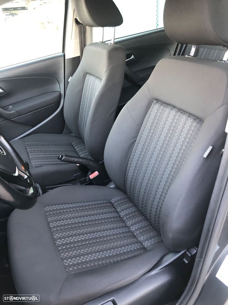 VW Polo 1.4 TDi BlueMotion - 17