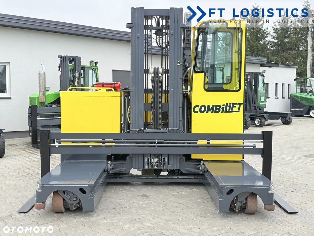 Combilift WÓZEK CZTEROKIERUNKOWY - WIELOKIERUNKOWY | COMBILIFT C3000STE | ELEKTRYCZNY | TRIPLEX 6100MM | SZEROKI POZYCJONER WIDEŁ | WOLNY SKOK | PEŁNA OGRZEWANA KABINA | STAN IDEALNY | Szeroka oferta wózków czterokierunkowych i bocznych, dopasowanych do różnorodnych potrzeb i zastosowań - 5