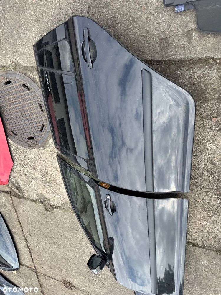 Skoda octavia 2  LC9Z 1Z1Z / 9910 błotnik lampy tył roleta bagażnika  czarne czarny drzwi prawe lewe przednie tylnie tył przód klapa bagażnika pas przedni diesel benzyna lampa prawa lewa przednia tylnia maska zderzak przód przedni - 13