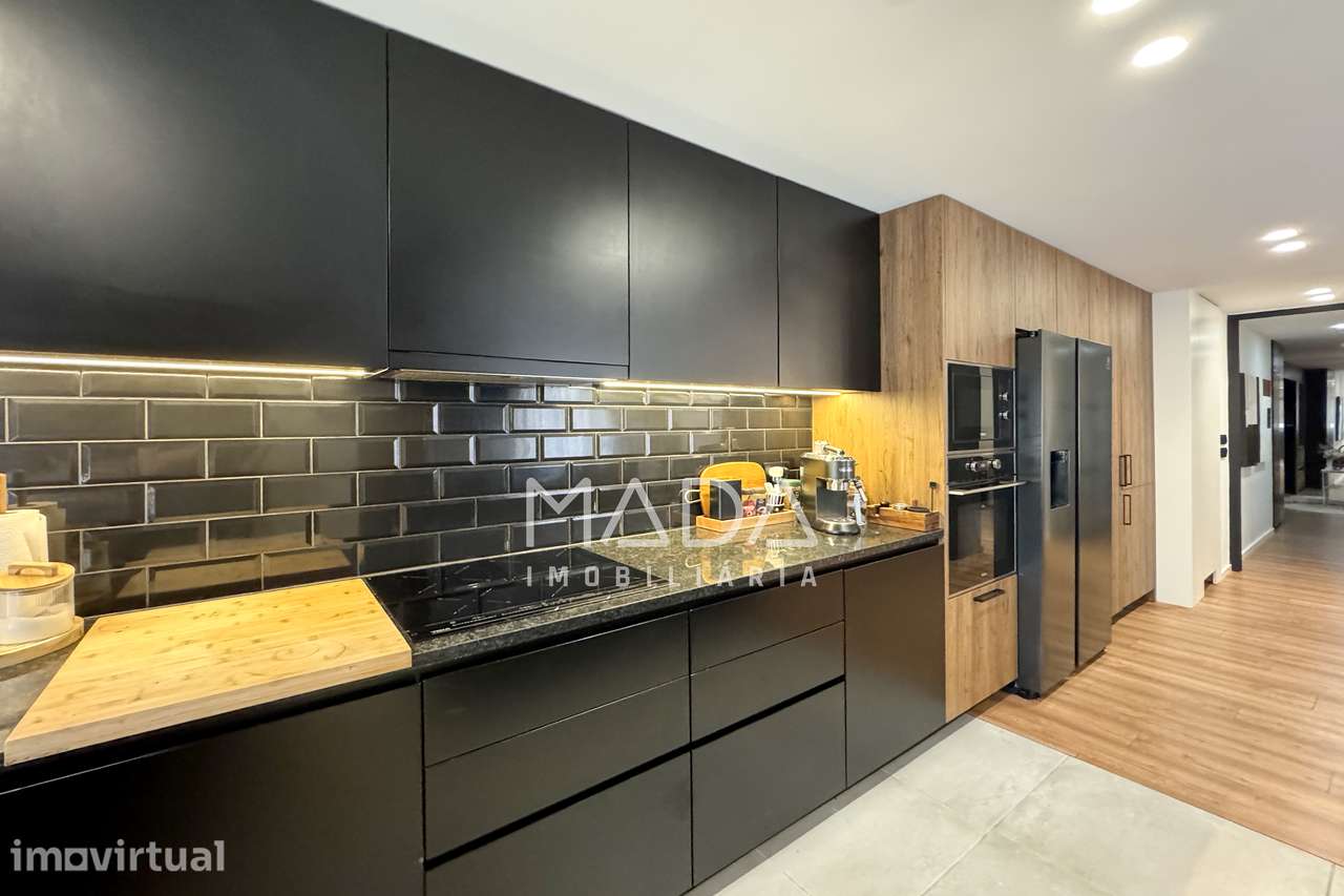 RENOVADO Apart. T3 c/2 suites e garagem fechada no centro de Braga - Grande imagem: 3/22