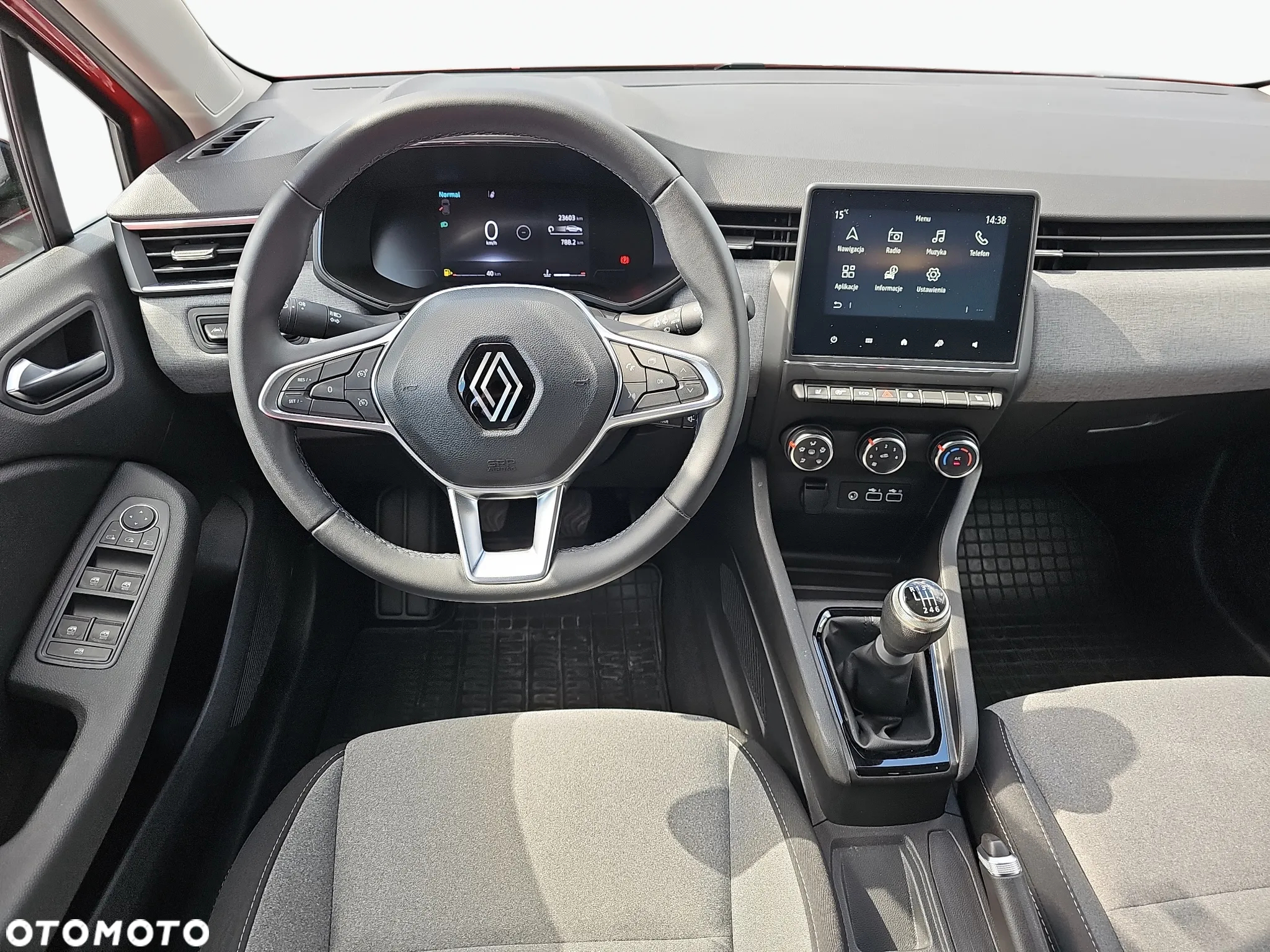 Renault Clio 1.0 TCe Evolution - 15