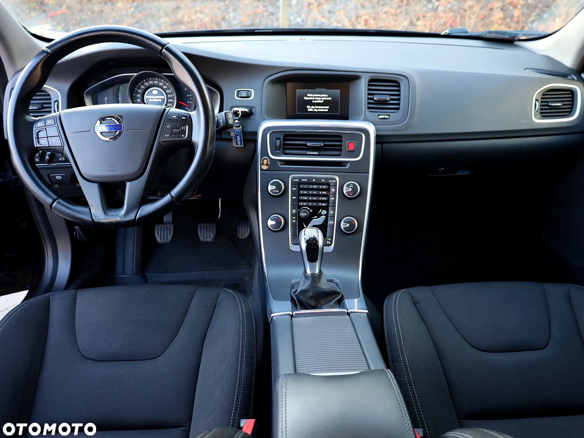 Volvo V60 D2 Drive-E Momentum - 10
