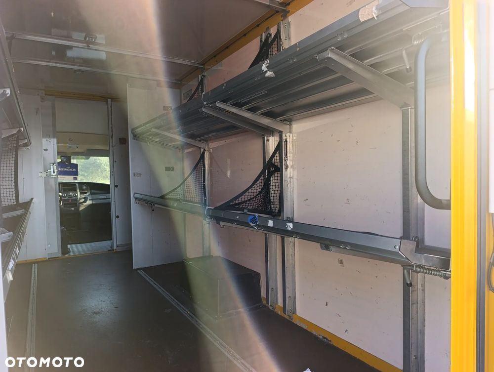 Iveco Daily kontener sklep - 12