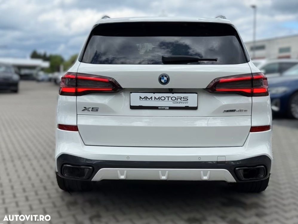 BMW X5 xDrive45e - 8