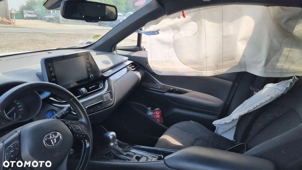 Toyota C-HR 1.8 Hybrid Dynamic - 29
