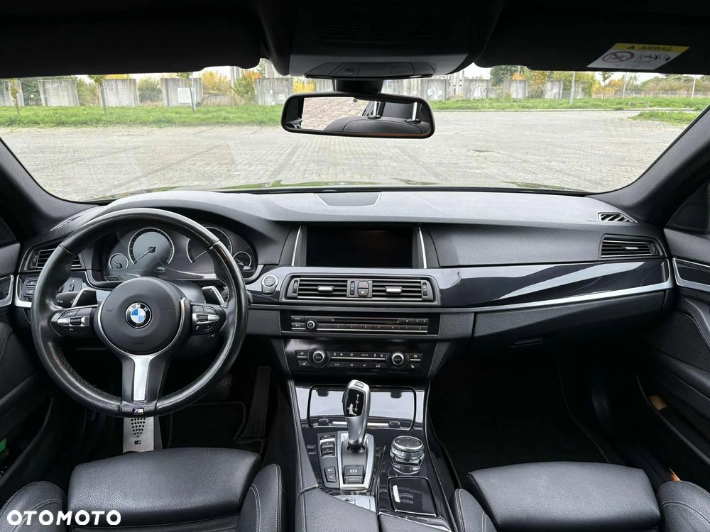 BMW Seria 5 520d xDrive - 11