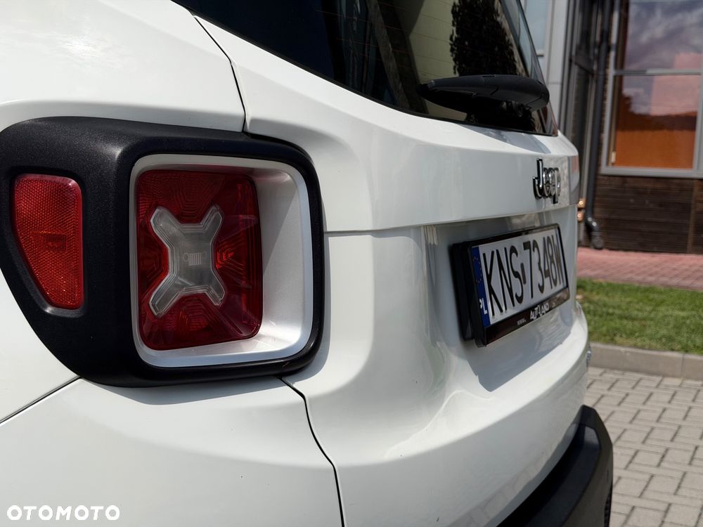 Jeep Renegade 1.4 MultiAir Limited - 28