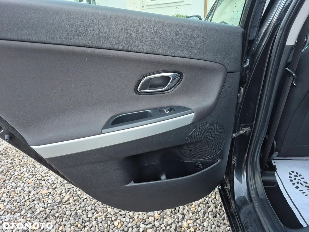 Kia Ceed - 15