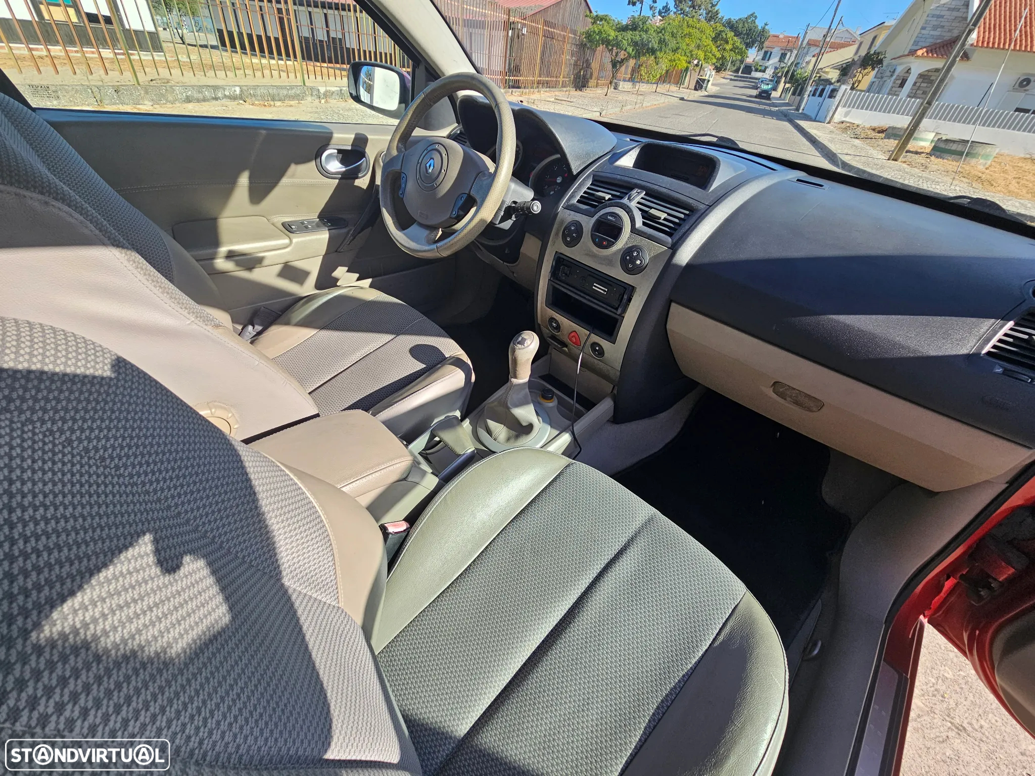 Renault Mégane 1.6 Confort Dynamique - 9