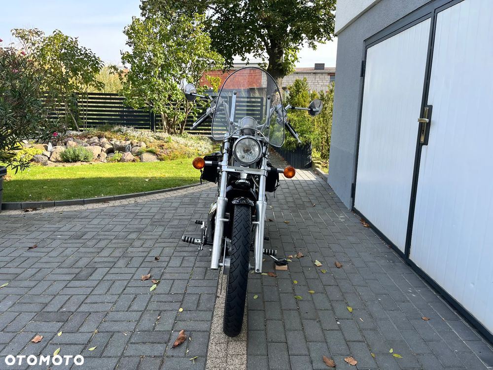 Suzuki Intruder - 9