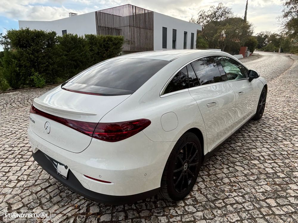 Mercedes-Benz EQE 350 - 12