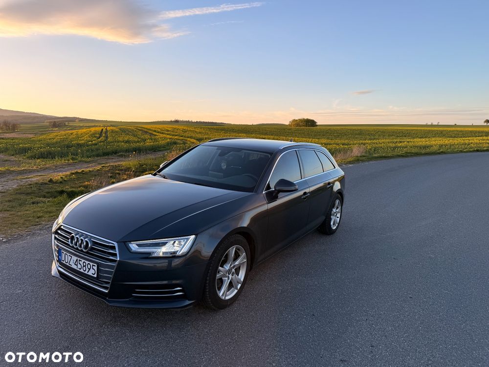 Audi A4 Avant 2.0 TDI ultra design - 2