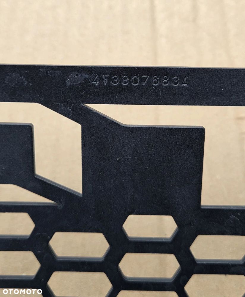GRILL KRATKA ZDERZAKA TYLNEGO LAMBORGHINI HURACAN STO ORYGINAŁ IDEALNA - 6