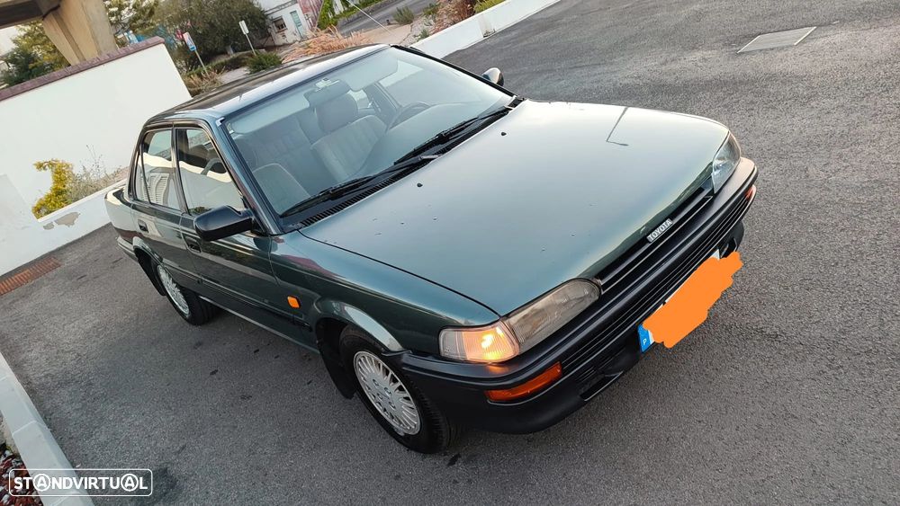 Toyota Corolla Sedan 1.3 Silver Line - 4