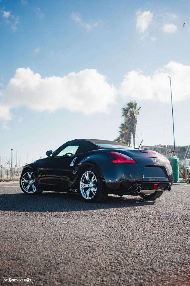 Nissan 370 Z Pack AS CB AT - 7