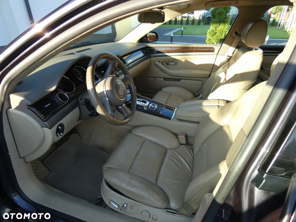 Audi A8 - 11